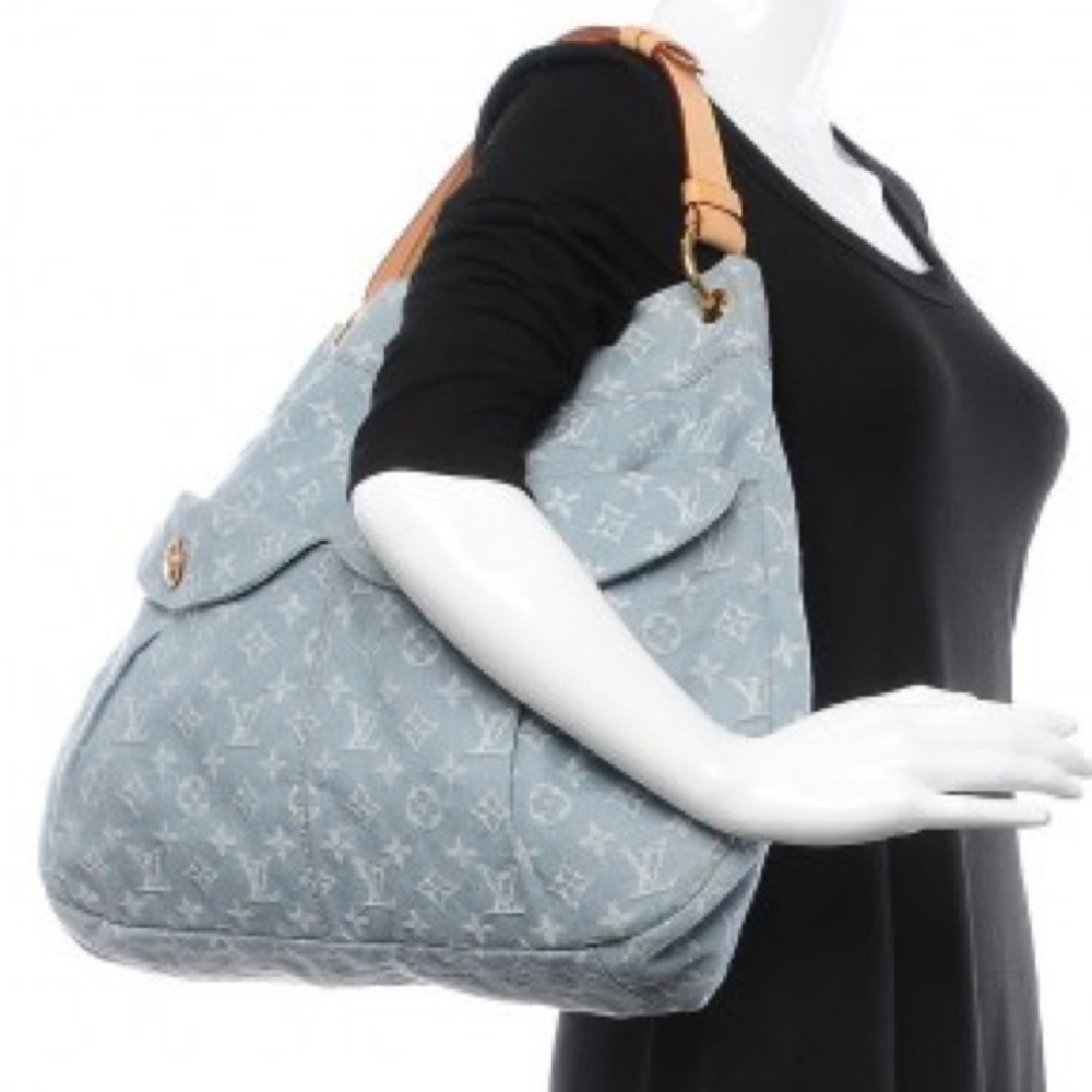💎✨ AUTHENTIC ✨💎 DENIM Louis Vuitton XL Denim Hobo Bag RARE